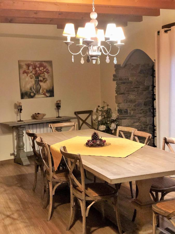 Alba D'Esteve. Casa Rural Espot Eksteriør billede