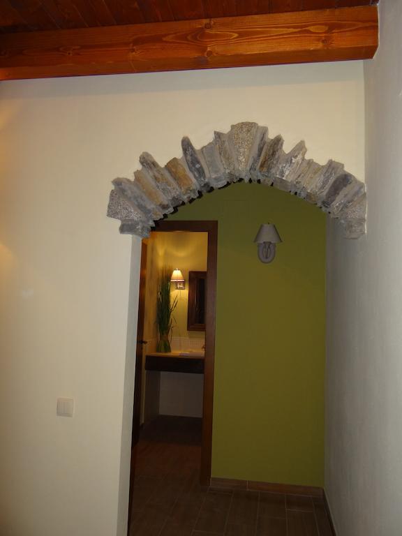 Alba D'Esteve. Casa Rural Espot Eksteriør billede