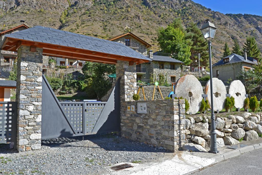 Alba D'Esteve. Casa Rural Espot Eksteriør billede